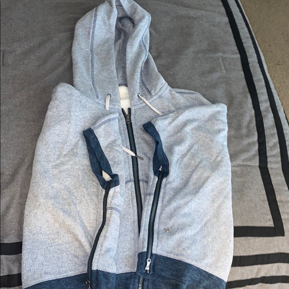 LULULEMON PONCHO